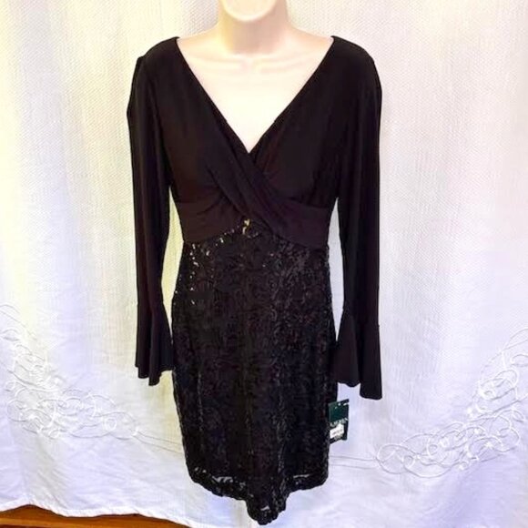 NWT Black Sequin Bell Sleeve Cocktail Midi Dress Size 4 Petite - Picture 1 of 7